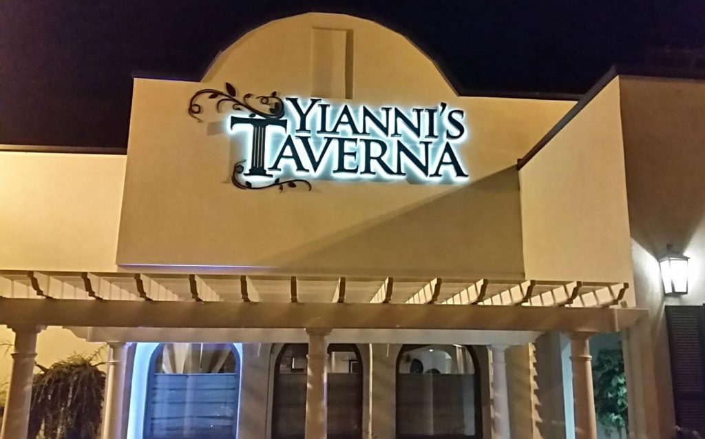 Yianni's
